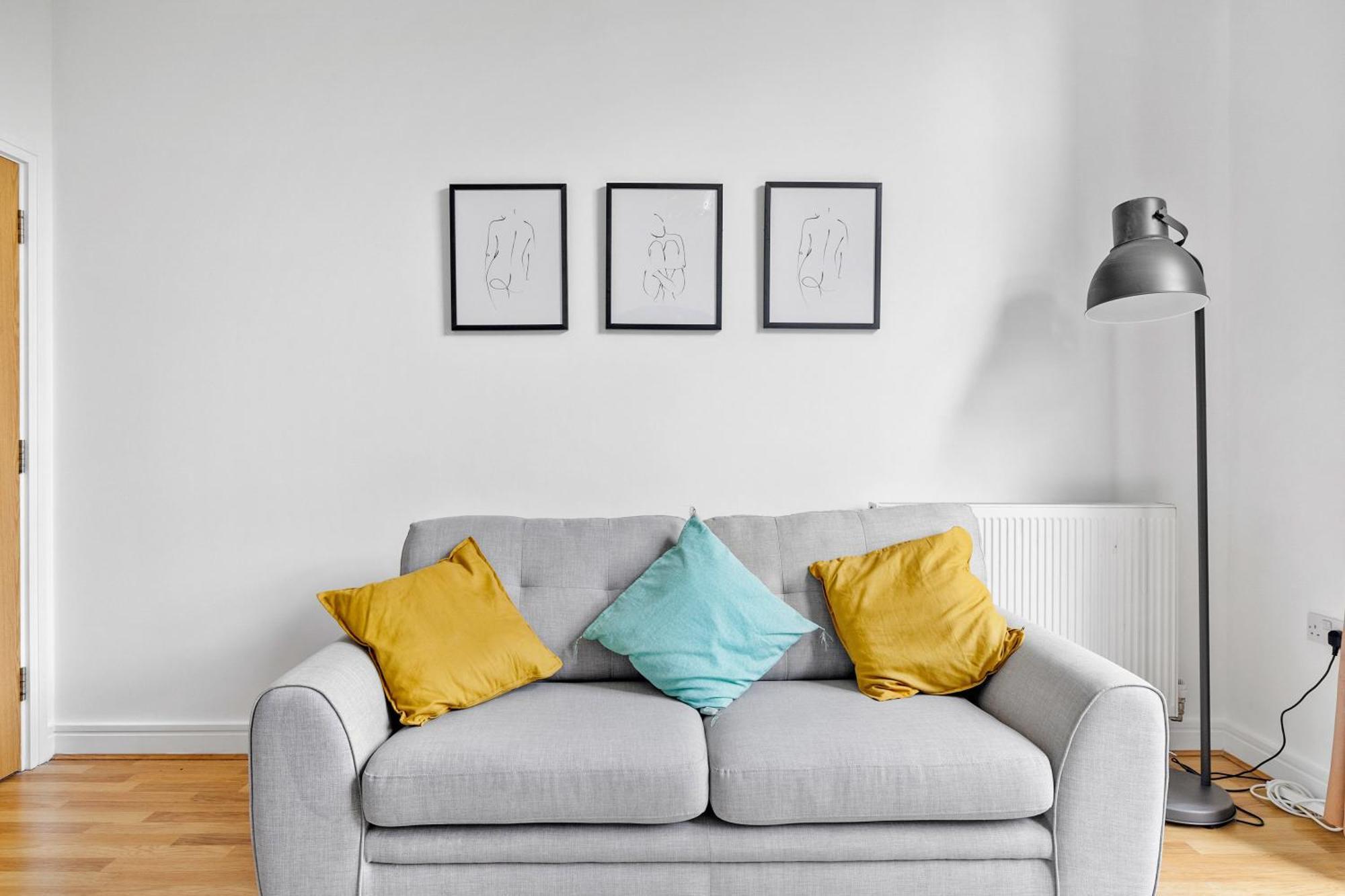 Spacious House By Quay - Sleeps 7 - Free Parking Plymouth Exterior foto