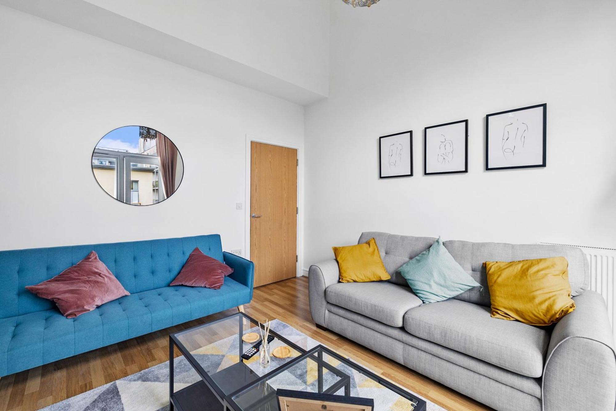 Spacious House By Quay - Sleeps 7 - Free Parking Plymouth Exterior foto
